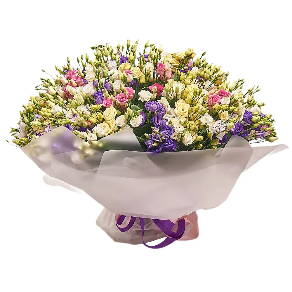 Букет из 101 разноцветной эустомы